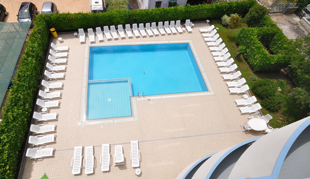 Residence Eurostar Bibione Buitenkant foto