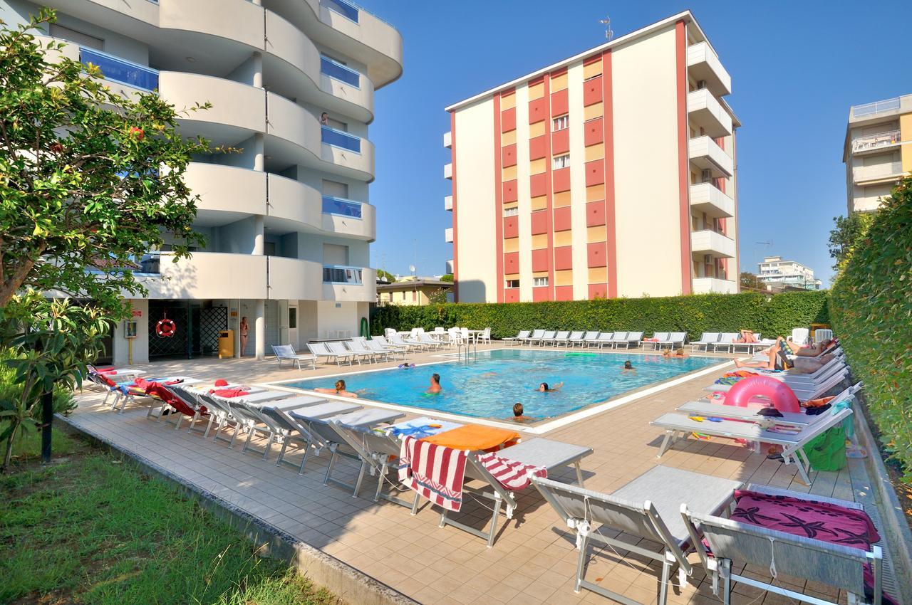 Residence Eurostar Bibione Buitenkant foto